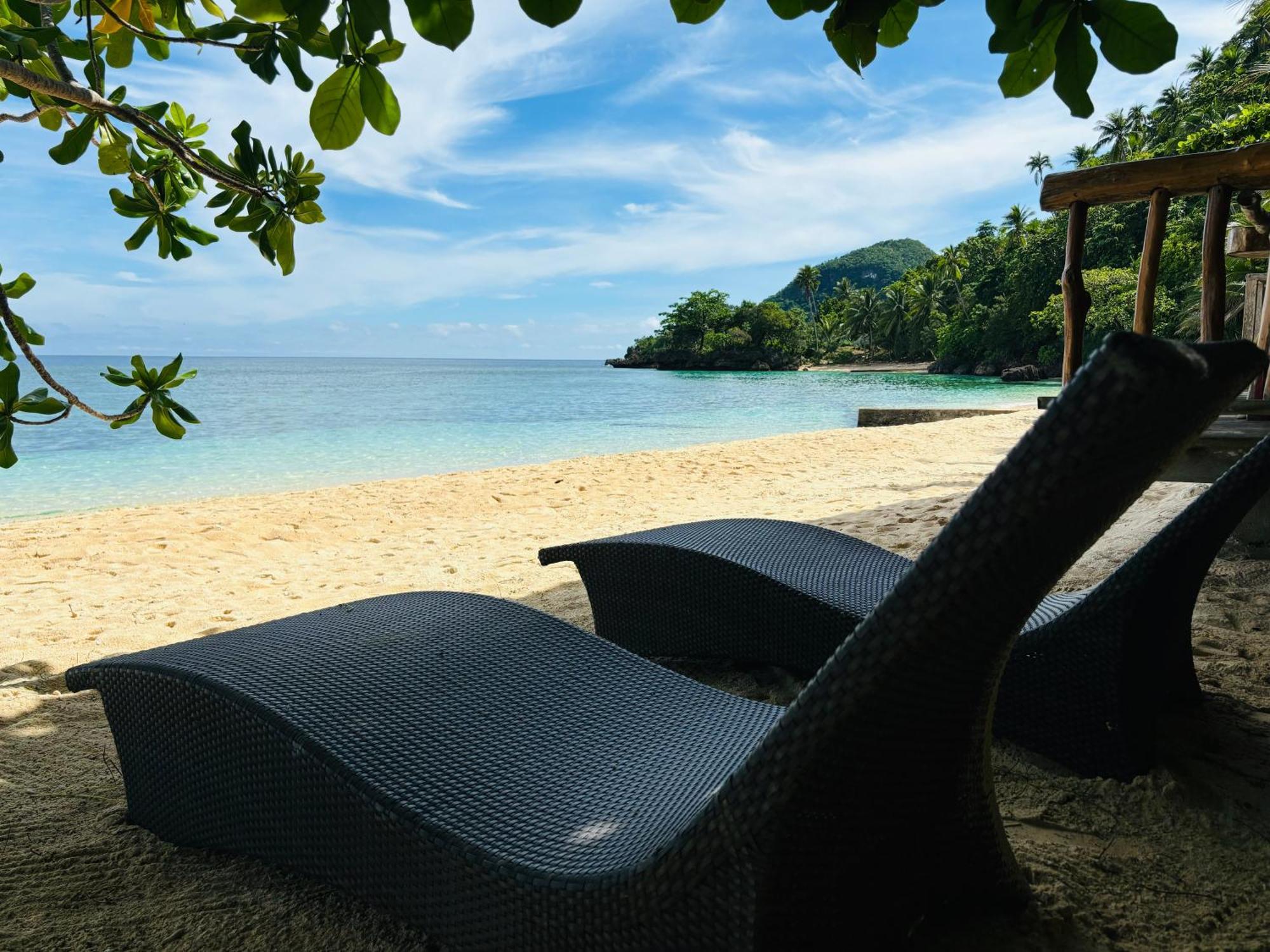 White Beach Front And Cottages Buruanga Exterior photo
