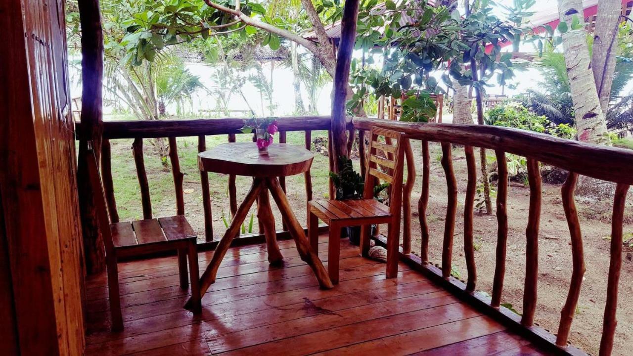 White Beach Front And Cottages Buruanga Exterior photo