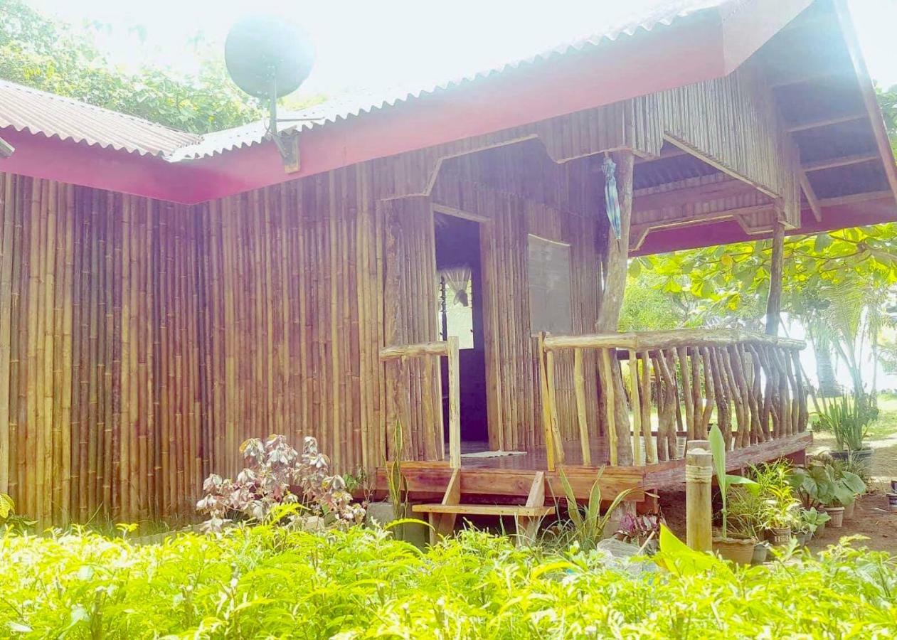 White Beach Front And Cottages Buruanga Exterior photo